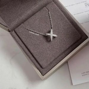 ✨ CHAUMET Fine Jewelry ✨18K White Gold Diamond JEUX DE LIENS PENDANT NECKLACE